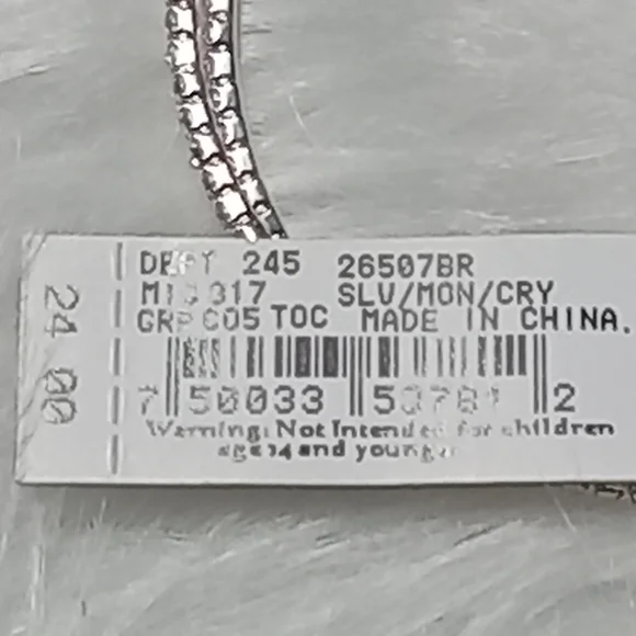 🤍New Silver and Crystal Bracelet 🤍 - Picture 3 of 4